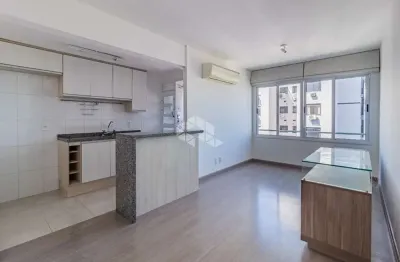 Apartamento de 02 dormitórios/suíte, 02 vagas e ótima infraestrutura no bairro tristeza