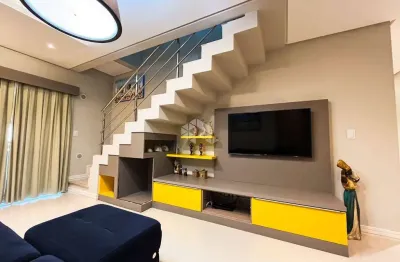 Cobertura mobiliada com três suítes em mariscal. bombinhas sc