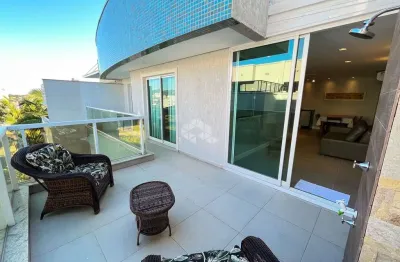 Cobertura mobiliada com três suítes em mariscal. bombinhas sc