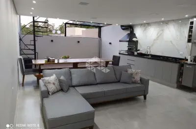 Casa com 3 quartos à venda na Estrada da Roselândia, 1800, Parque Rizzo, Cotia