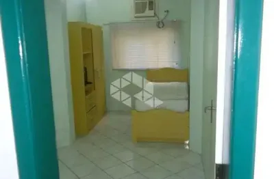 Apartamento garden terreo com 2 quartos, 2 banheiros 65m² para vender no bairro independência em porto alegre por r$ 270.000,00