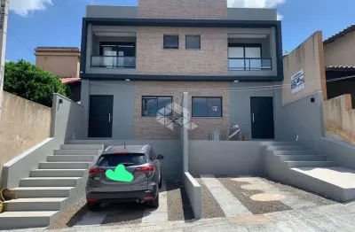 Casa com 2 quartos à venda na Rua Pastor Alberto Bantel, 35, Mário Quintana, Porto Alegre