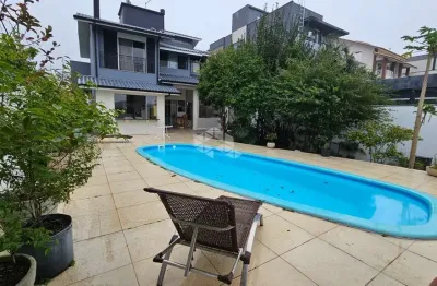 Casa com 3 quartos à venda na Rua dos Flamingos, 180, Pedra Branca, Palhoça