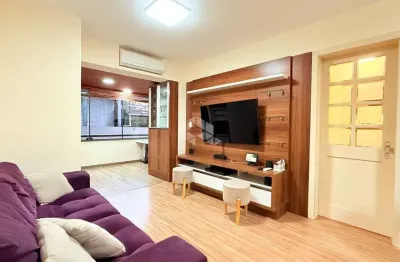 Apartamento 03 dormitórios, suite, 01 vaga, sacada com churrasqueira.