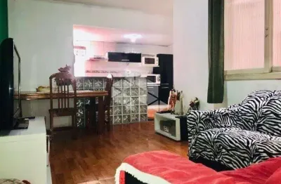 Apartamento térreo com 2 dormitórios, bairro santo antonio em porto alegre/rs.