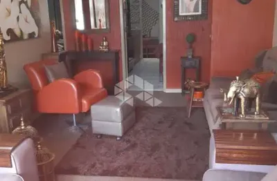 Apartamento 2 dormitórios, térreo e entre os shoppings walling, iguatemi e country.