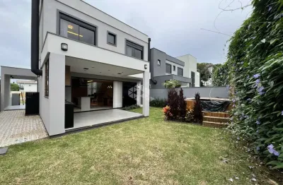 Casa com 3 quartos à venda na Rua da Quaresmeira Roxa, 34, Cachoeira do Bom Jesus, Florianópolis
