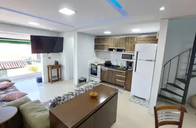 Apartamento à venda com 2 dormitórios em condomínio fechado com infraestrutura completa.
