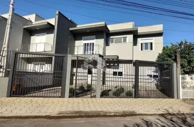 Casa com 3 quartos à venda na Rua Emília Gaúna Bochehin, 41, Parque da Matriz, Cachoeirinha