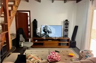 Casa com 3 quartos/dormitórios no bairro São João do Rio Vermelho, em Florianópolis - SC