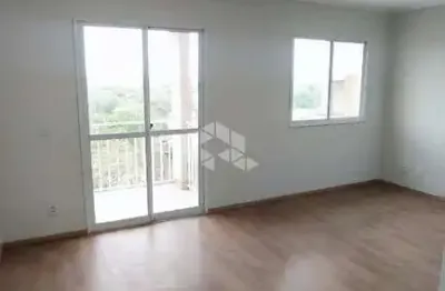 Apartamento de 2 dormitórios e 1 vaga de garagem, no bairro Humaitá, em Porto Alegre.