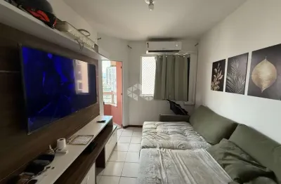 Apartamento bairro kobrasol, mobiliado, sacada, 2 dormitórios, 1 suíte.