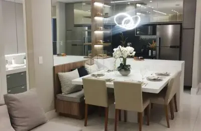 Apartamento na Vila Maria com 3 dormitórios e 2 vagas de garagem.