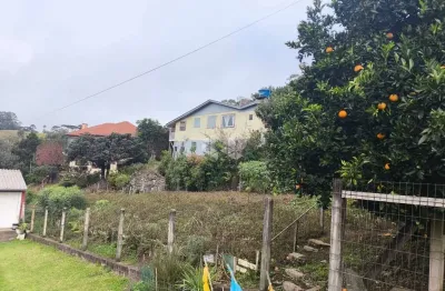 Terreno com 462m² privativos pronto para construir, em bairro próximo ao Centro de Gramado