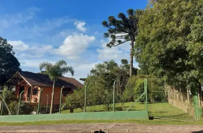 Terreno a venda com 566,05m² medindo 17,97 x 31,50 - Canela/RS