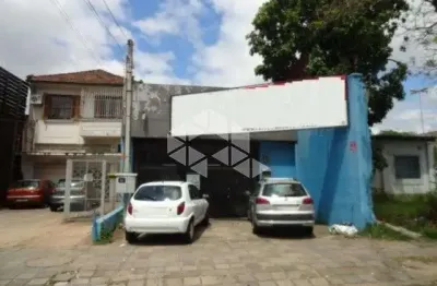 Barracão / Galpão / Depósito à venda na Avenida Cairu, 737, Navegantes, Porto Alegre
