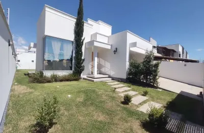 Casa de alto padrão com amplo terreno no bairro areias em tijucas/sc.