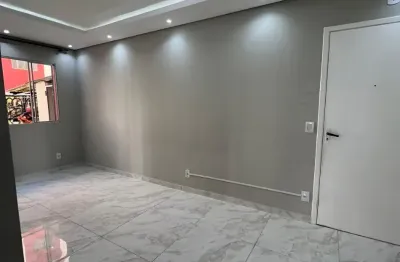 Apartamento térreo reformado à venda no mogilar | condomínio com lazer completo