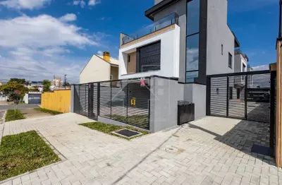 Sobrado triplex com 3 quartos com suíte com 134 m² privativos no bairro novo mundo curitiba