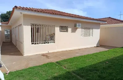Casa com 3 quartos à venda no Ipanema, Araçatuba 