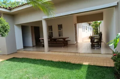 Casa com 3 quartos à venda no Jardim Nova Yorque, Araçatuba 