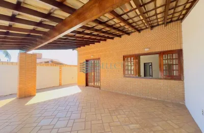Casa comercial com 2 salas para alugar no Universitário, São José do Rio Preto 