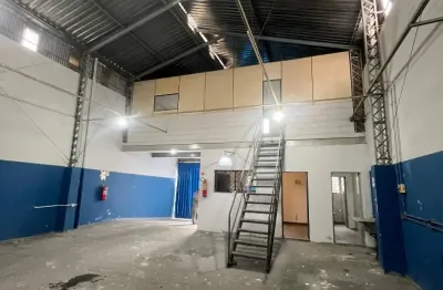 Barracão / Galpão / Depósito com 2 salas para alugar na Rua Presidente Campos Salles, 85, Vila Industrial, Mogi das Cruzes