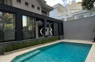 Alpha Plus - Casa à venda no bairro Dezoito do Forte Empresarial/Alphaville. - Barueri/SP