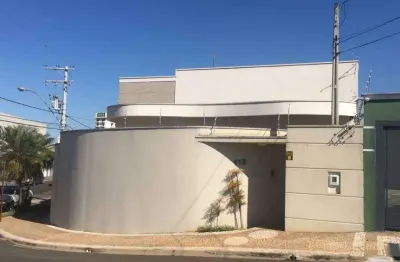 Casa com 3 quartos à venda no Centro, Santa Bárbara D'Oeste 