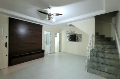 Casa com 3 quartos à venda na Rua Bento de Barros, Marapé, Santos