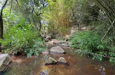 Linda chácara com cachoeira no distrito de suzana em brumadinho