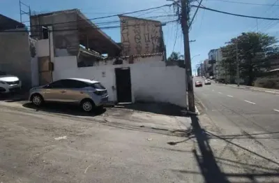 Casa à venda na Amaralina, Salvador 