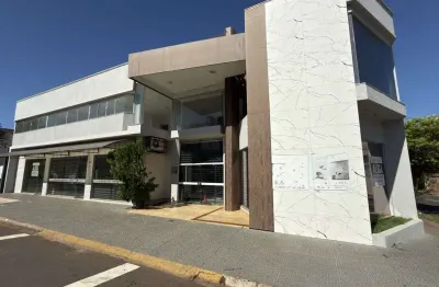 Imóvel Comercial com 1.230 m² Construídos |  Frente para Duas Ruas