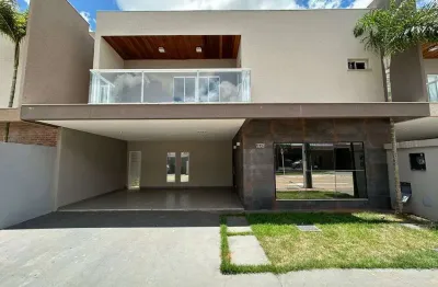 Maravilhoso Sobrado em Condomínio na Melhor Região de Campo Grande!