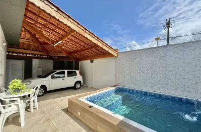 Comprar casa com 3 quartos e piscina em praia grande