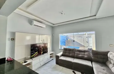 Comprar casa com 3 quartos e piscina em praia grande