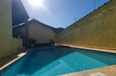 Casa com 3 quartos à venda na Rua Assis Valente, Solemar, Praia Grande