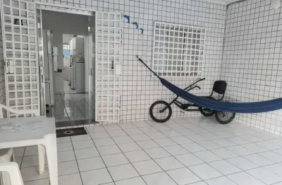 Casa com 2 quartos à venda na Rua Salvador Molinari, Vilamar, Praia Grande