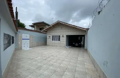 Casa com 2 quartos na vila caiçara em  praia grande/sp.