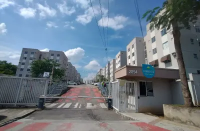 Apartamento 2 quartos, condução na porta do condomínio, estrada do mendanha