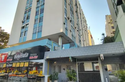 Apartamento 4 quartos, sendo 1 de empregada com banheiro, vaga de garagem fixa, farto comércio, 4 minutos da estação de trem