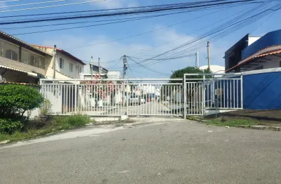 Casa 2 suítes garagem, primeira locação,  4 minutos do West shopping, fica no tingui, junto ao posto 500