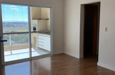 Apartamento 3 quartos, 1 suíte, sol da manhã, sétimo andar , planejados