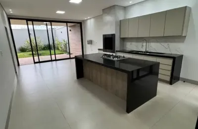 Casa com 3 quartos à venda no Morada da Colina, Uberlândia 