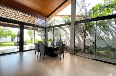 Casa com 3 quartos à venda no Jardim Karaíba, Uberlândia 