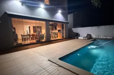 Casa de alto padrão à venda no condomínio barcelona uberlândia-mg