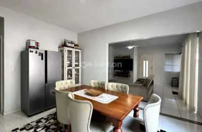 Oportunidade de casa semi mobiliada no bairro morrotes – tubarão/sc