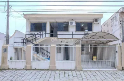 Imóvel comercial disponível para venda em tubarão, bairro oficinas. 700 m² internos