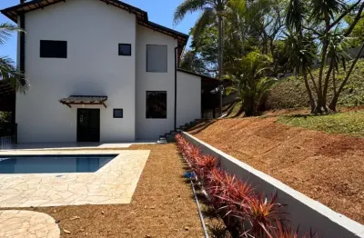 Casa em condomínio fechado com 4 quartos à venda na Chácara Moinho Velho, Carapicuíba 