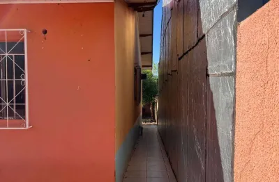 Casa semi mobiliado com 03 quartos, e sobra de terreno para venda, jardim bressan, toledo/pr